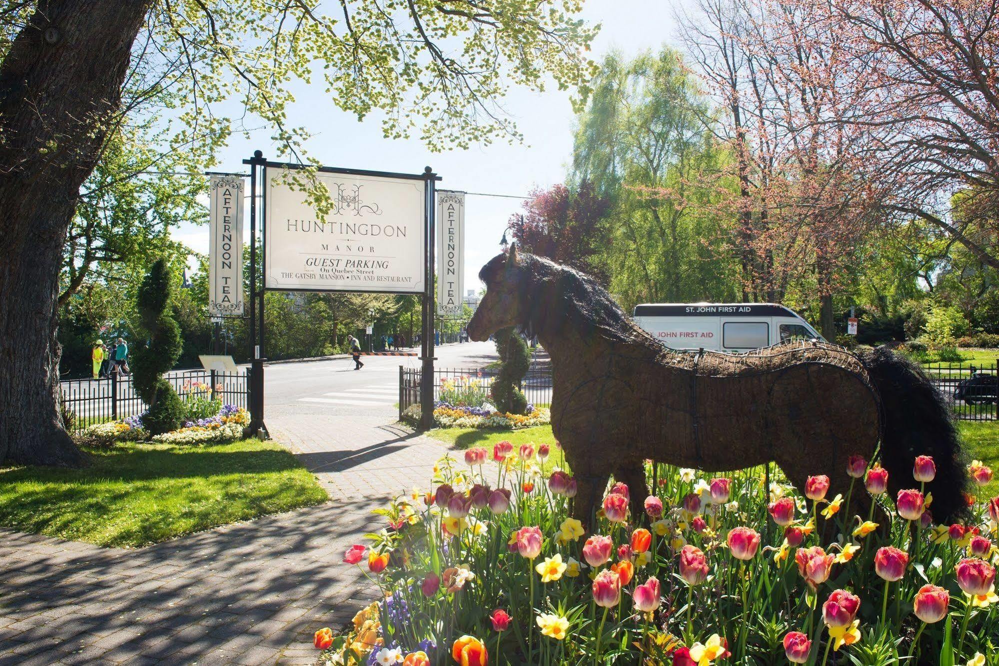 Huntingdon And Hotel 3*
